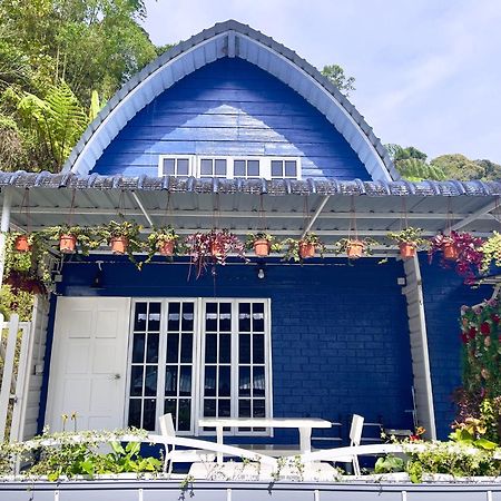 Blue Cabins By Pfordten Cottage Cameron Highlands Exteriör bild
