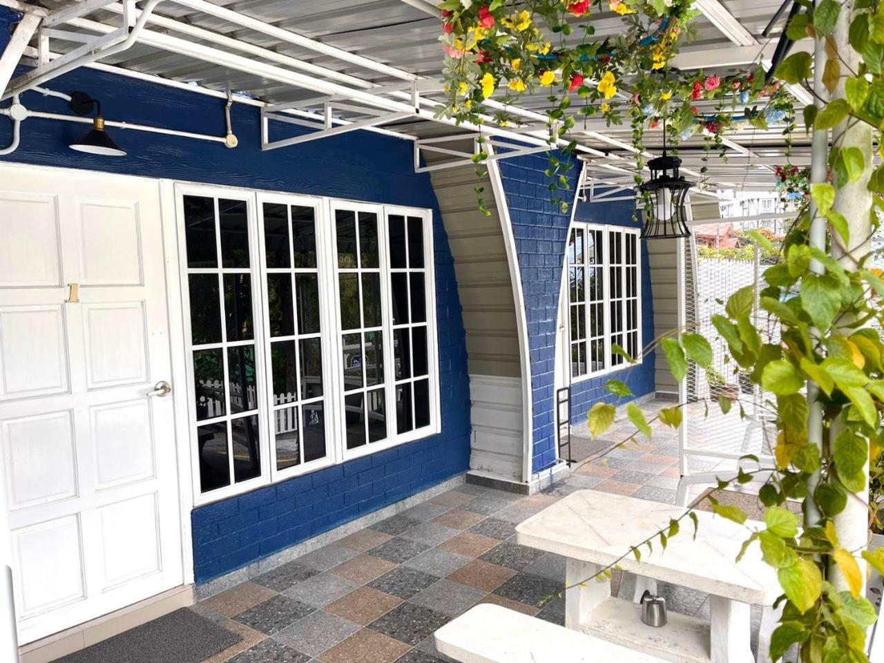 Blue Cabins By Pfordten Cottage Cameron Highlands Exteriör bild
