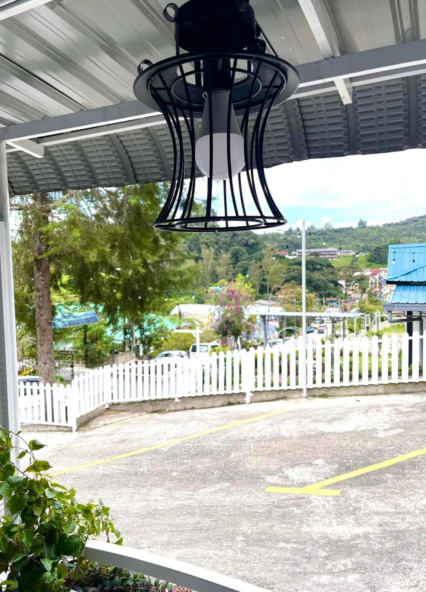 Blue Cabins By Pfordten Cottage Cameron Highlands Exteriör bild