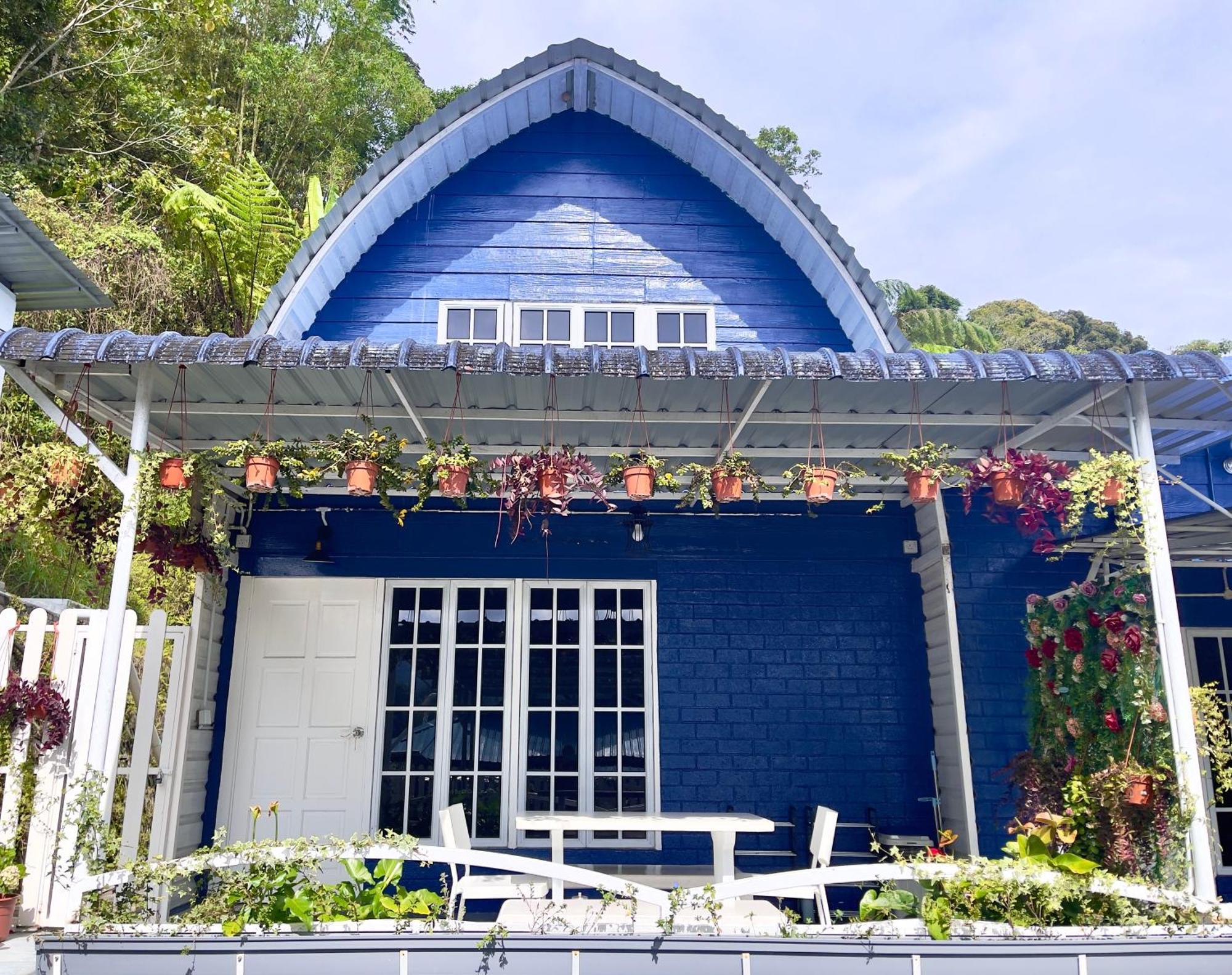 Blue Cabins By Pfordten Cottage Cameron Highlands Exteriör bild